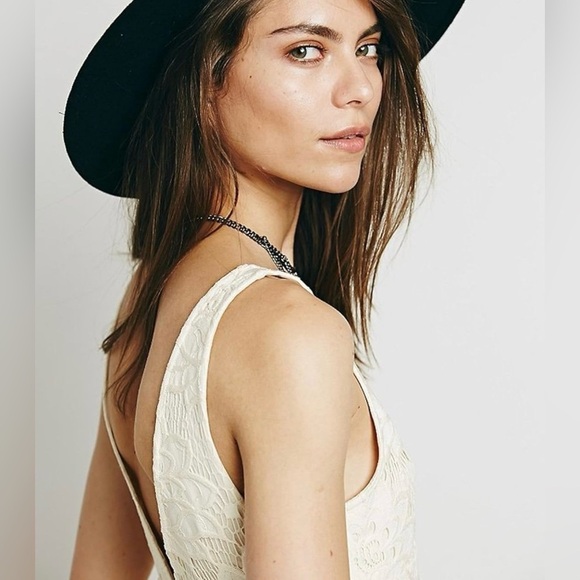 Free People Take the Town Lace Mini Dress Sz. 2 in Ivory - Picture 4 of 12